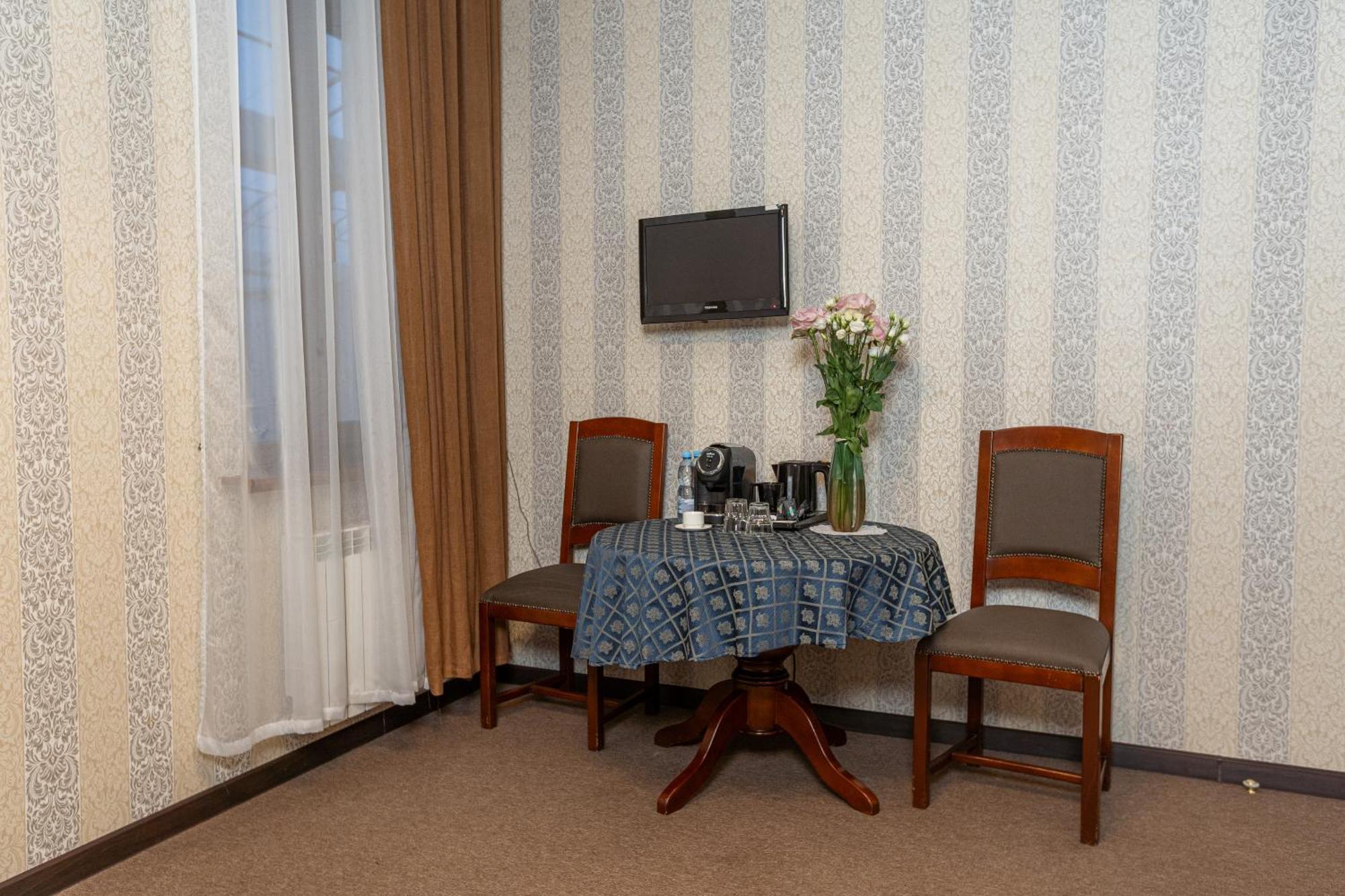 Koncha Zaspa Park Kozyn Bagian luar foto